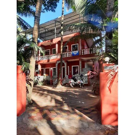 Beach Vibes Guest House Baga Bagian luar foto
